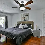 South Asheville Home With Hot Tub Just 11 Miles To Downtown