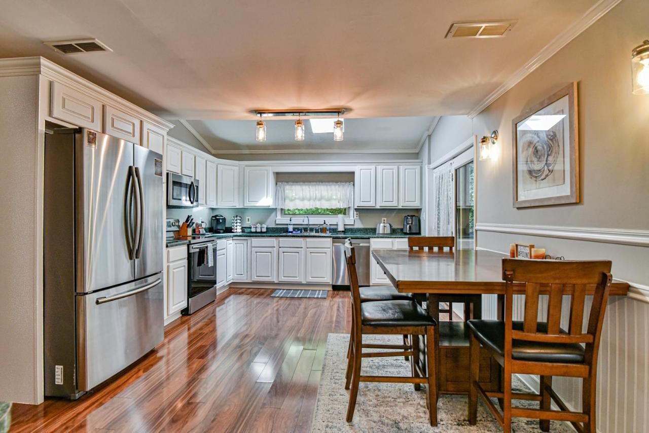 South With Hot Tub Just 11 Miles To Downtown * Asheville